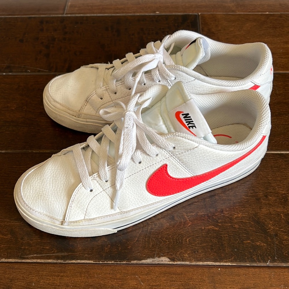 Nike Court Legacy